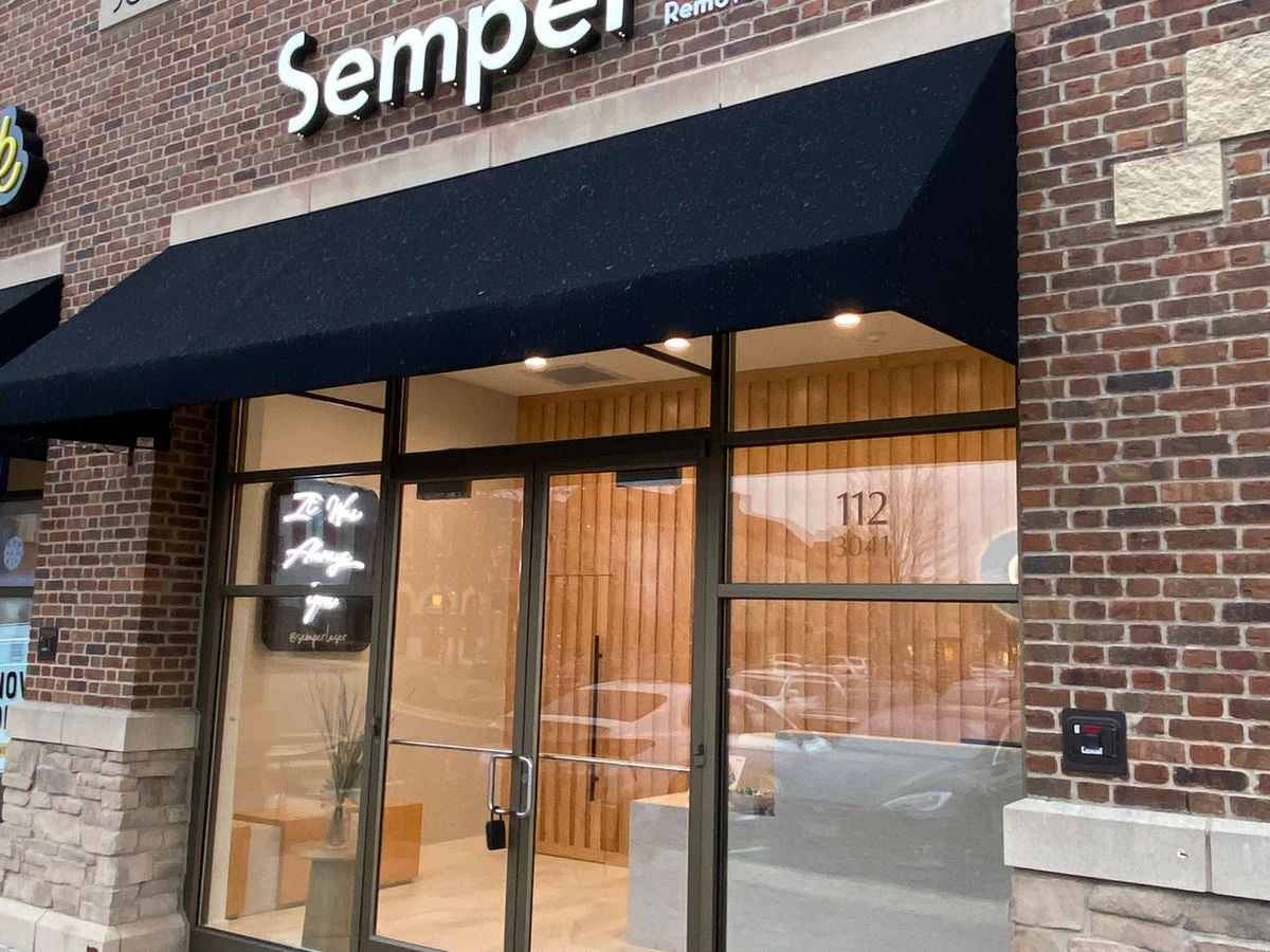 Inside Semper Laser Houston Heights